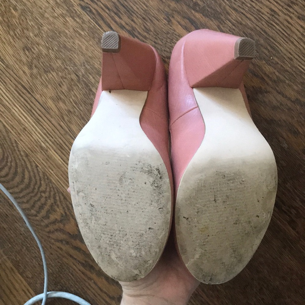 Peach Pumps - Picture 3 of 3